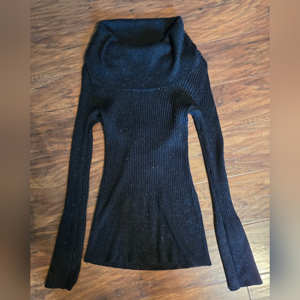 Elegant Black Ribbed Women's Sweater